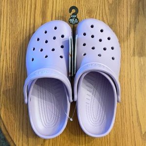 Crocs, NWT, classic unisex, lavender Size M8/W10
